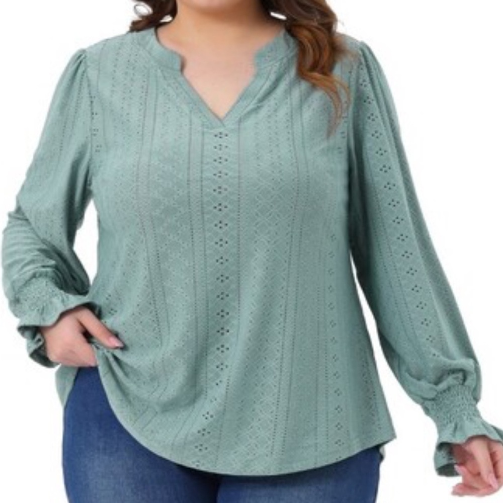 💕Elegant Teal Blouse with Textured Design 260